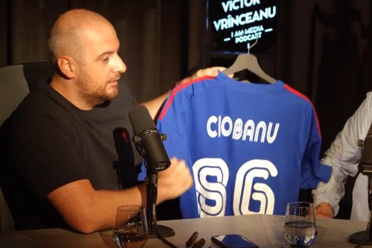 ”Cadou” special primit de Andrei Ciobanu, fan FCSB, la Super Podcastul iAMsport.ro: ”Îl porți sau îl arunci?”