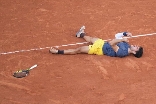 Alcaraz, campion în premieră la Roland Garros! Ibericul a revenit fantastic în finala cu Zverev