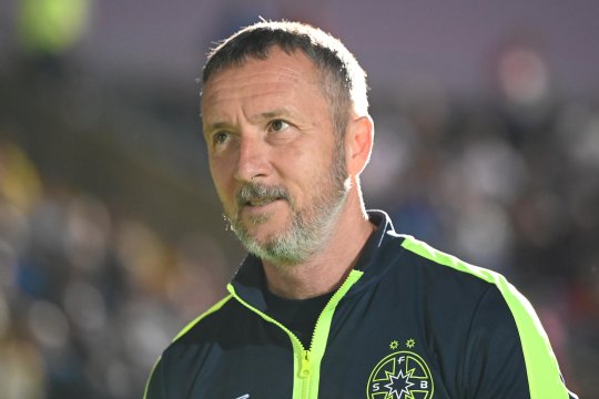 ”Ăsta nu e fotbal!”. Mihai Stoica, revoltat după meciul CFR Cluj - Dinamo