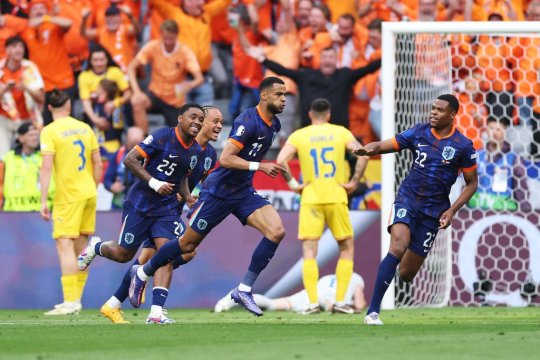 România - Olanda 0-1, ACUM, pe iAMsport.ro. Schimbare făcută de Iordănescu în finalul primei reprize