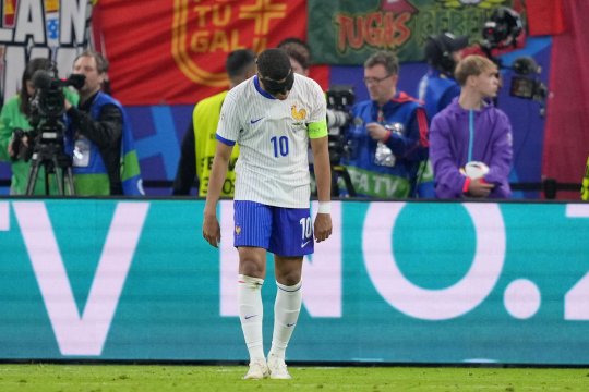 Ce scrie presa din Franța după ce Mbappe a cerut schimbare în pauza prelungirilor meciului cu Portugalia