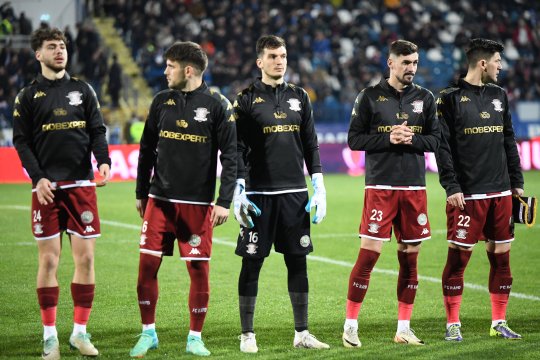 CFR Cluj îl pierde pe jucătorul dorit insistent de Dan Petrescu