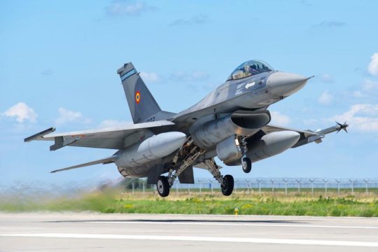 Rusia amenință România cu „Operațiunea Contele Dracula” împotriva avioanelor F-16 destinate Ucrainei