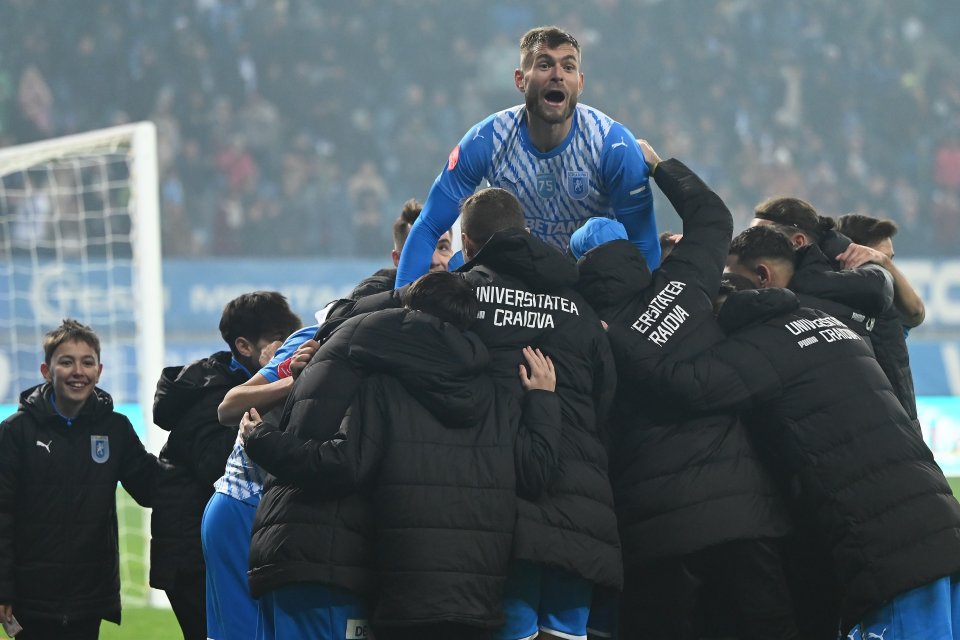 Craiovenii, bucuroși după golul care a răpus rivala CFR