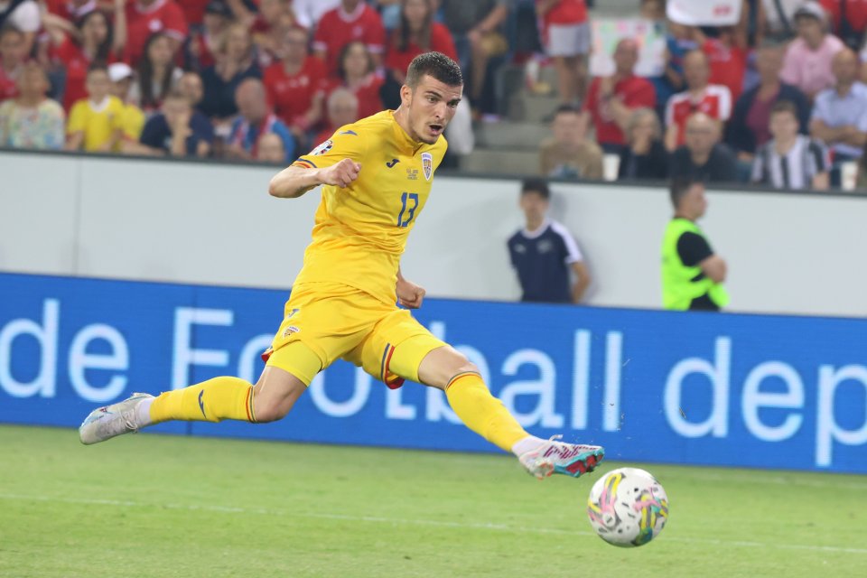 Valentin Mihăilă înscrie al doilea gol al naționalei României în partida cu Elveția, scor 2-2, disputată în cadrul preliminariilor pentru CE 2024