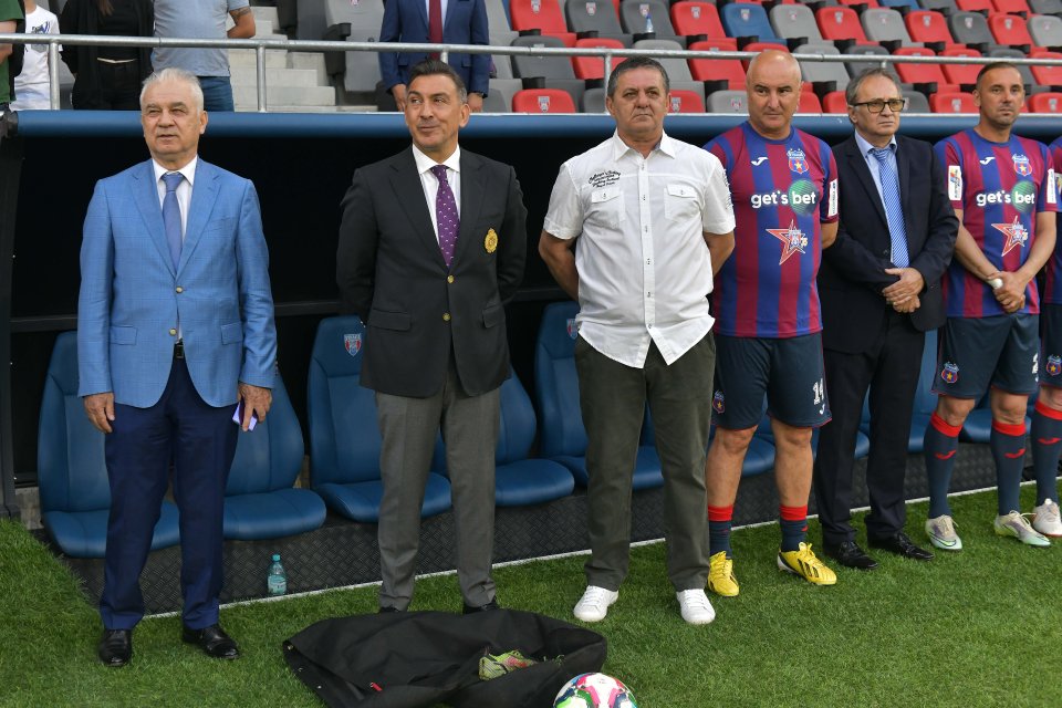 Marius Lăcătuș și Ilie Dumitrescu au fost coechipieri la Steaua și la echipa națională.