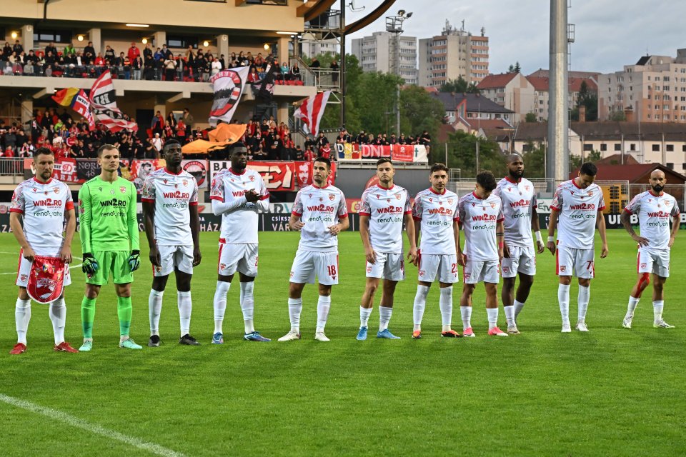 Jucătorii lui Dinamo la partida cu Csikszereda