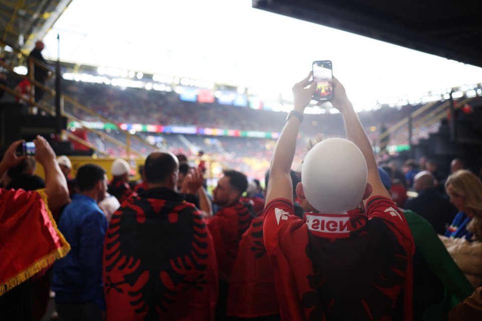 Albanezii au debutat la Euro contra Italiei