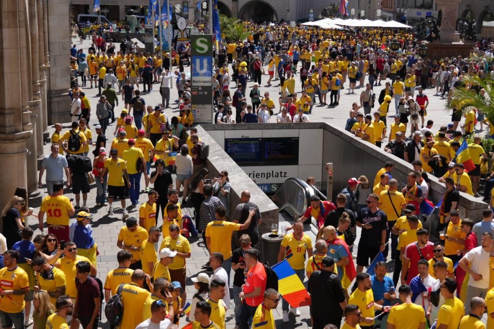 Suporterii români în Marienplatz, Munchen, înaintea partidei România - Ucraina, debutul tricolorilor la EURO 2024