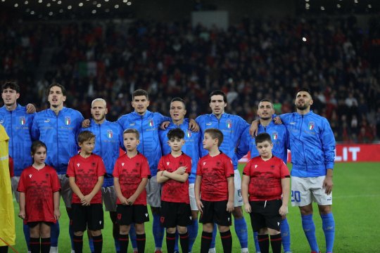 Scandal uriaș în Italia. Doi fotbaliști de națională, săltați de poliție, chiar în cantonament!