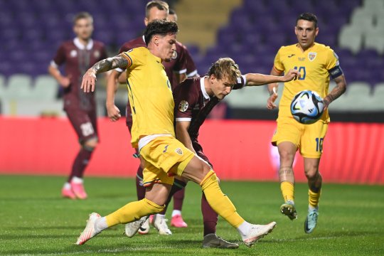 Edi Iordănescu și Gică Popescu, contre dure în miez de noapte după Belarus - Romania 0-0: ”A spus măcar un lucru pozitiv?” / ”El nu știe ce înseamnă echipa națională”