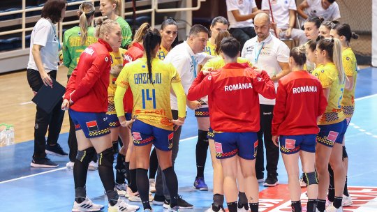 La handbal feminin defilăm. România, victorie clară în preliminariile EURO 2024, cu Grecia
