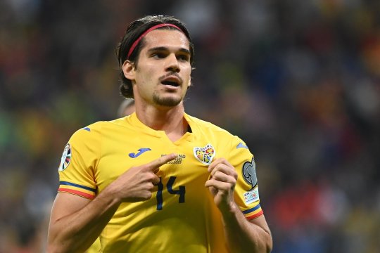 Hagi a mers direct în fața camerei TV după ce a marcat pentru România, pentru a transmite un mesaj întregii țări! Cuvintele rostite de ”tricolor”