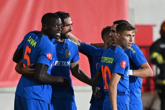 De ce nu a reușit FCSB să câștige campionatul de 8 ani: ”Este o problemă!” Explicațiile lui Petre Marin