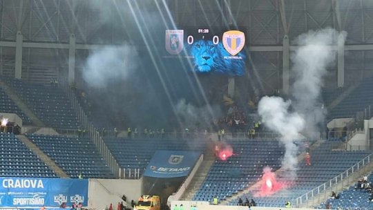Ultrașii Petrolului au pus sare pe rana celor de la Craiova. Mesajele geniale afișate în Bănie: "Leul s-a devalorizat, nici el nu mai știe care e Știința cu adevărat"
