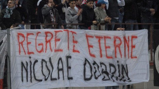 La fel ca Maradona! FC Argeș retrage numărul cu care legendarul Nicolae Dobrin a evoluat în Trivale