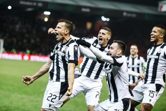 "Remontada" excepțională reușită de PAOK-ul lui Răzvan Lucescu în Conference League. În minutul 72 grecii aveau un deficit de două goluri pe tabelă