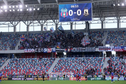 Puțin peste 1000 de oameni în Ghencea, la Steaua - Ceahlăul. Suporterii FCSB-ului nu s-au putut abține și i-au luat peste picior pe cei de la CSA: "Onorată instanță, aici nu poate fi Steaua"