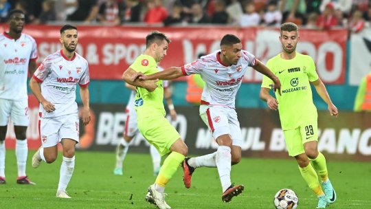 Dinamo - Poli Iași 0-0. Al optulea meci consecutiv fără victorie pentru ”câini”, care se afundă în criză. Postul lui Burcă este ”în aer”