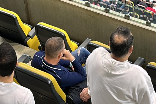 VIDEO EXCLUSIV | Ionuț Chirilă, surprins într-o ipostază absolut incredibilă în tribunele Arenei Naționale! Ce putea să facă în timpul meciului Dinamo - Poli Iași