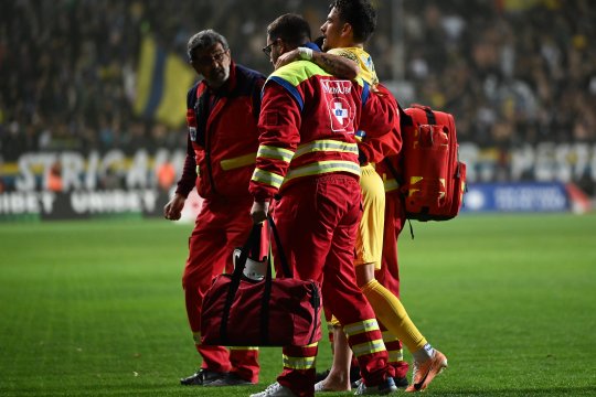 FCSB, avantajată de arbitru la meciul cu Petrolul? Verdictul lui Crăciunescu după faza controversată care l-a scos pe Sergiu Hanca din joc