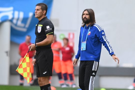 Fanii i-au cerut demisia, după un nou eșec cu FC Botoșani! Dan Alexa a răspuns imediat: ”Dacă simt, plec”