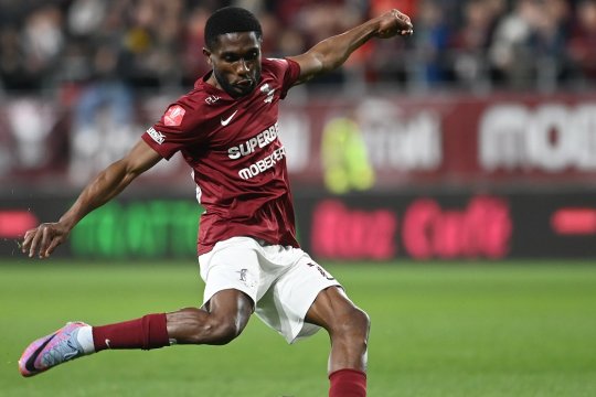 Victor Angelescu a vorbit despre posibilul transfer a lui Funsho la FCSB: ”Probabil va pleca acolo”