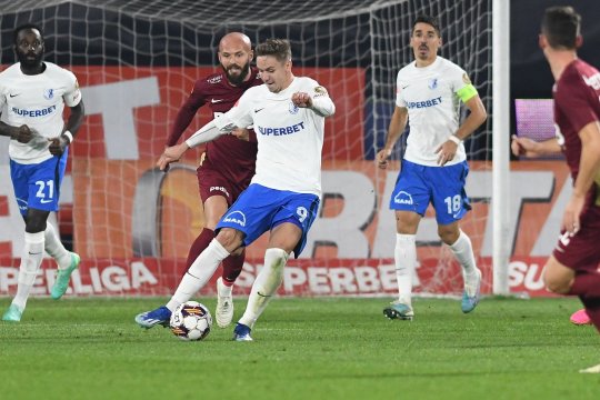 Basarab Panduru consideră că un fotbalist de la Farul a început să aibă ”aere de vedetă”: ”A început să îi pută de tot”