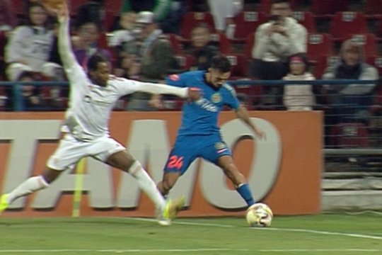 Scandal la Oțelul - FCSB! Dawa a marcat golul sezonului, dar arbitrii l-au anulat. Bucureștenii au criticat vehement decizia
