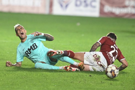 EXCLUSIV | Un fost star de la FCSB și Rapid a comentat acuzele îndreptate spre arbitrajele de care ar beneficia giuleștenii. ”Astfel de contre sunt normale”