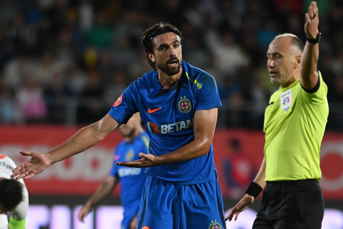 20 de goluri în 46 de meciuri a strâns Compagno în tricoul FCSB