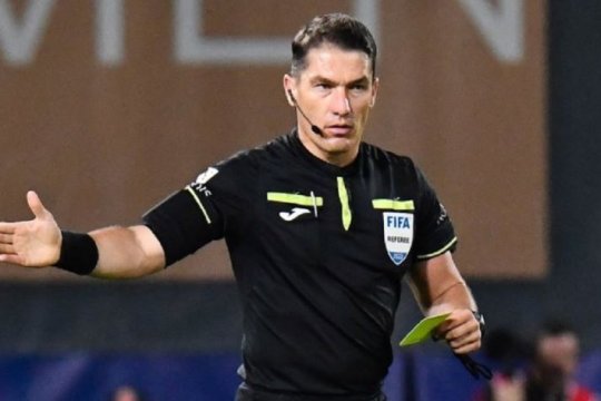 Nu este bun pentru Superligă, dar este bun pentru Champions League. Kovacs, la centru la Newcastle - PSG. Parizienii au protestat vehement la adresa arbitrului român