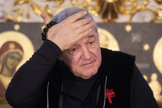 Becali l-a acuzat pe Talpan că ar fi înregistrat ilegal marca Steaua. OSIM a venit cu un răspuns oficial