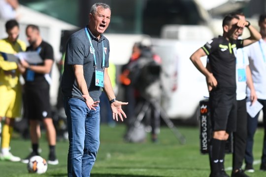 Mircea Rednic și-a făcut praf un jucător după remiza cu Petrolul Ploiești: ”De unde a venit? Era rezerva rezervelor”
