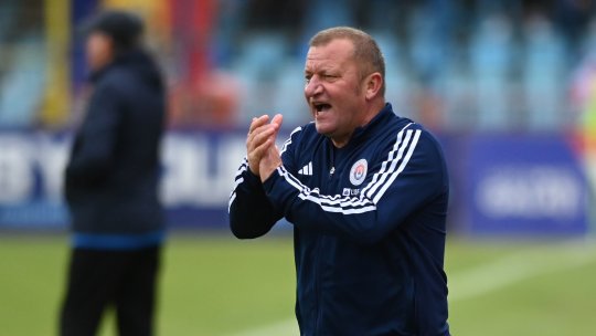 Dorinel Munteanu, iritat după eșecul cu Farul: ”De când suntem noi, clubul merge foarte bine!” A comentat ultimul scandal, în care este implicată soția