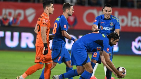 Cine sunt cei doi jucători pe care Gigi Becali i-a scos din primul ”11” al FCSB-ului