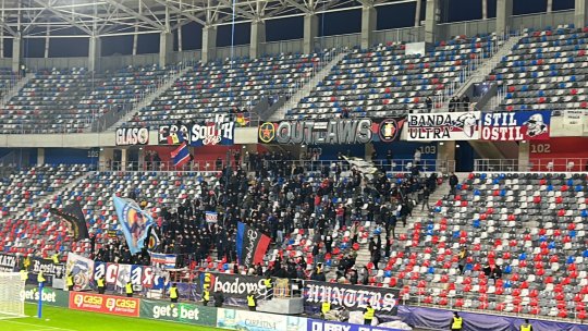 VIDEO | Galerie restrânsă a CSA Steaua la meciul cu Csikzereda! Ce au putut să scandeze fanii ”militarilor” la duelul din Ghencea