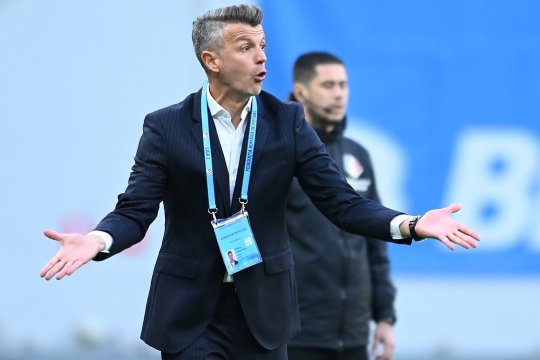 Fanii-acționari de la Dinamo s-au săturat și le cer demisia lui Burcă și Nicolescu: ”Plecați!”