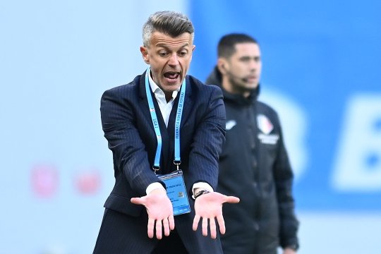 EXCLUSIV | O legendă a lui Dinamo îi ia în continuare apărarea lui Ovidiu Burcă: ”Este un antrenor foarte bun. Pur și simplu jucătorii sunt slabi, ce să facă cu ei?”