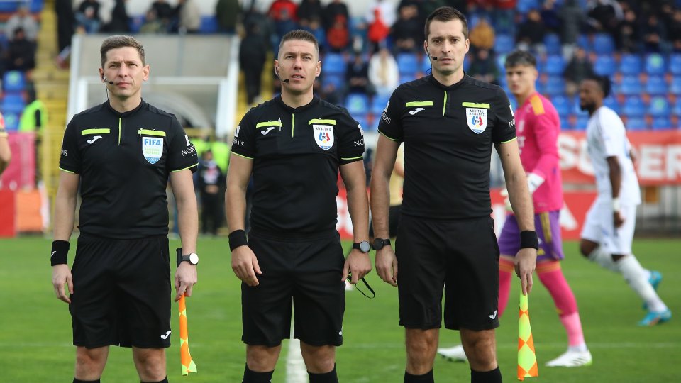 Brigada care a oficiat duminică meciul dintre FC Botoșani și FC Voluntari