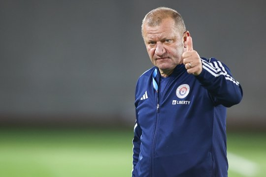 De ce a dat afară Dorinel Munteanu un fotbalist de la Oțelul, după doar trei zile la echipă: ”A început să gesticuleze și să fie nervos. Gata, la revedere! Nu are ce căuta”