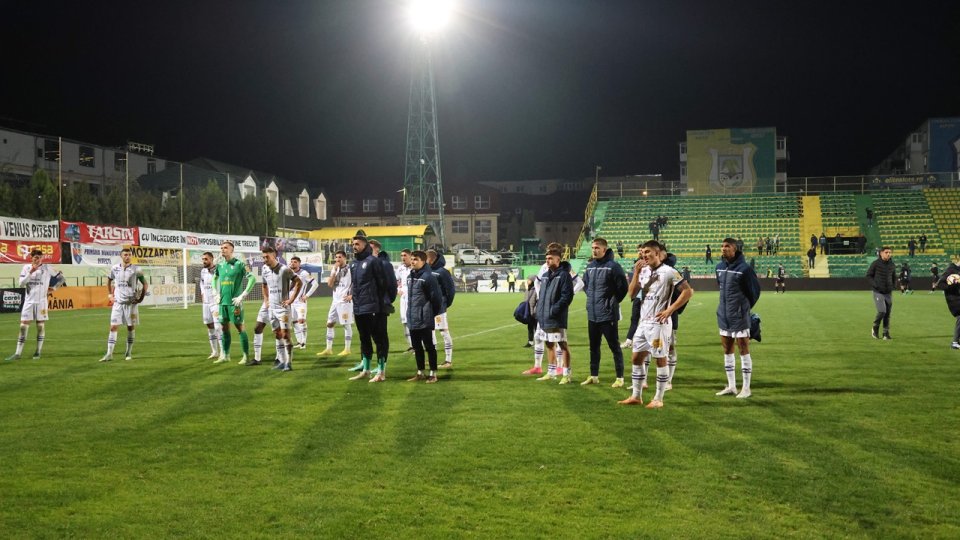 Dinamo a retrogradat după ce a pierdut barajul cu Dinamo, 5-8 la general