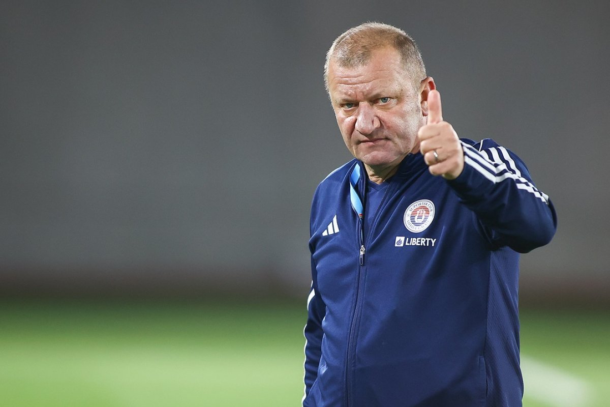 Dorinel Munteanu este antrenorul echipei Oțelul Galați din 2021
