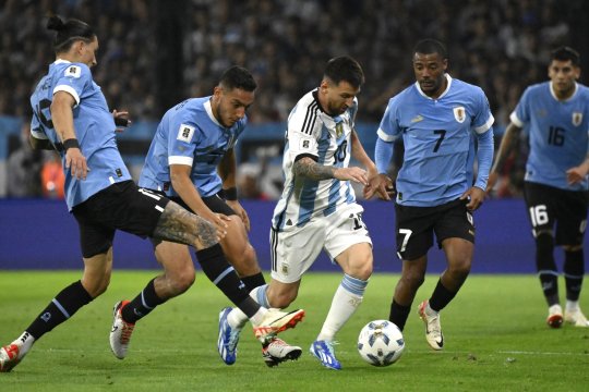 VIDEO | Messi și-a ieșit din minți în meciul contra Uruguay. Argentina și Brazilia au făcut pași greșiți în preliminariile pentru Campionatul Mondial din 2026