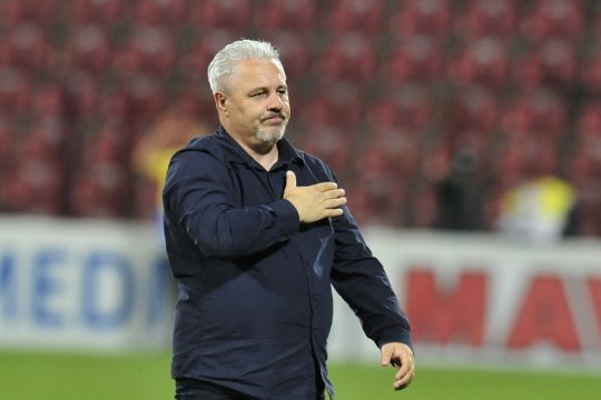 Șumudică îi avertizează pe tricolori înainte meciului cu Israel: ”Trebuie să fim inteligenţi”
