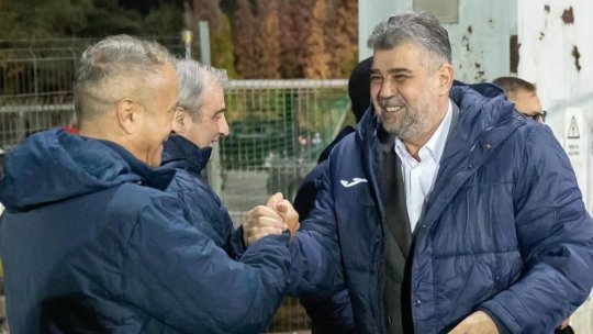 FOTO | Marcel Ciolacu, vizită neașteptată în cantonamentul României înaintea partidei cu Elveția. Cum a fost surprins premierul