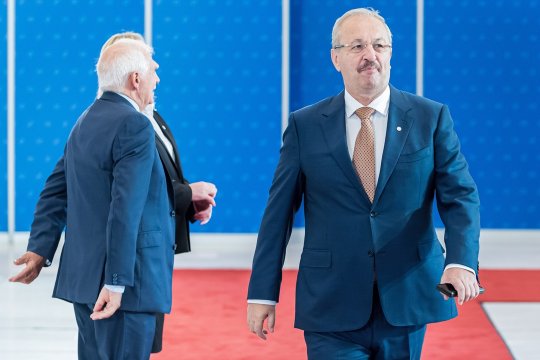 Anunț-șoc al lui Vasile Dîncu! Fostul ministru al apărării susține că promovarea CSA Steaua în Superligă este iminentă: ”Nu mai e mult de așteptat”