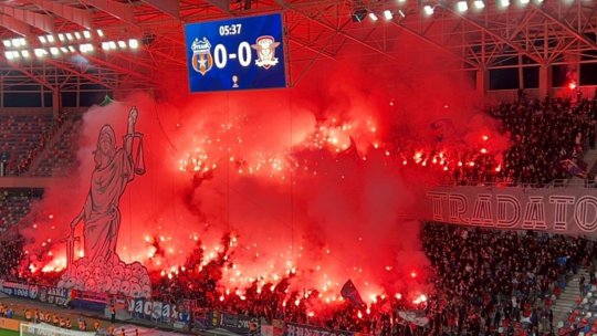 Suporterii Stelei, revoltați după ce au văzut amenzile de după FCSB - Rapid: ”O să vină ziua când le vom da cu articolele în cap”