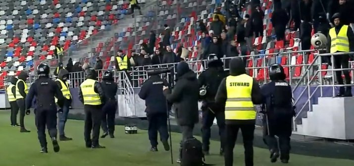 Incidente la meciul de rugby dintre Steaua și Dinamo