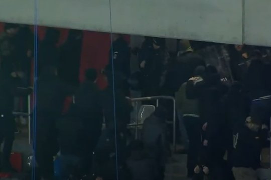 Bătaie în Ghencea, la partida dintre Steaua și Dinamo! Totul a fost surprins pe transmisiunea directă